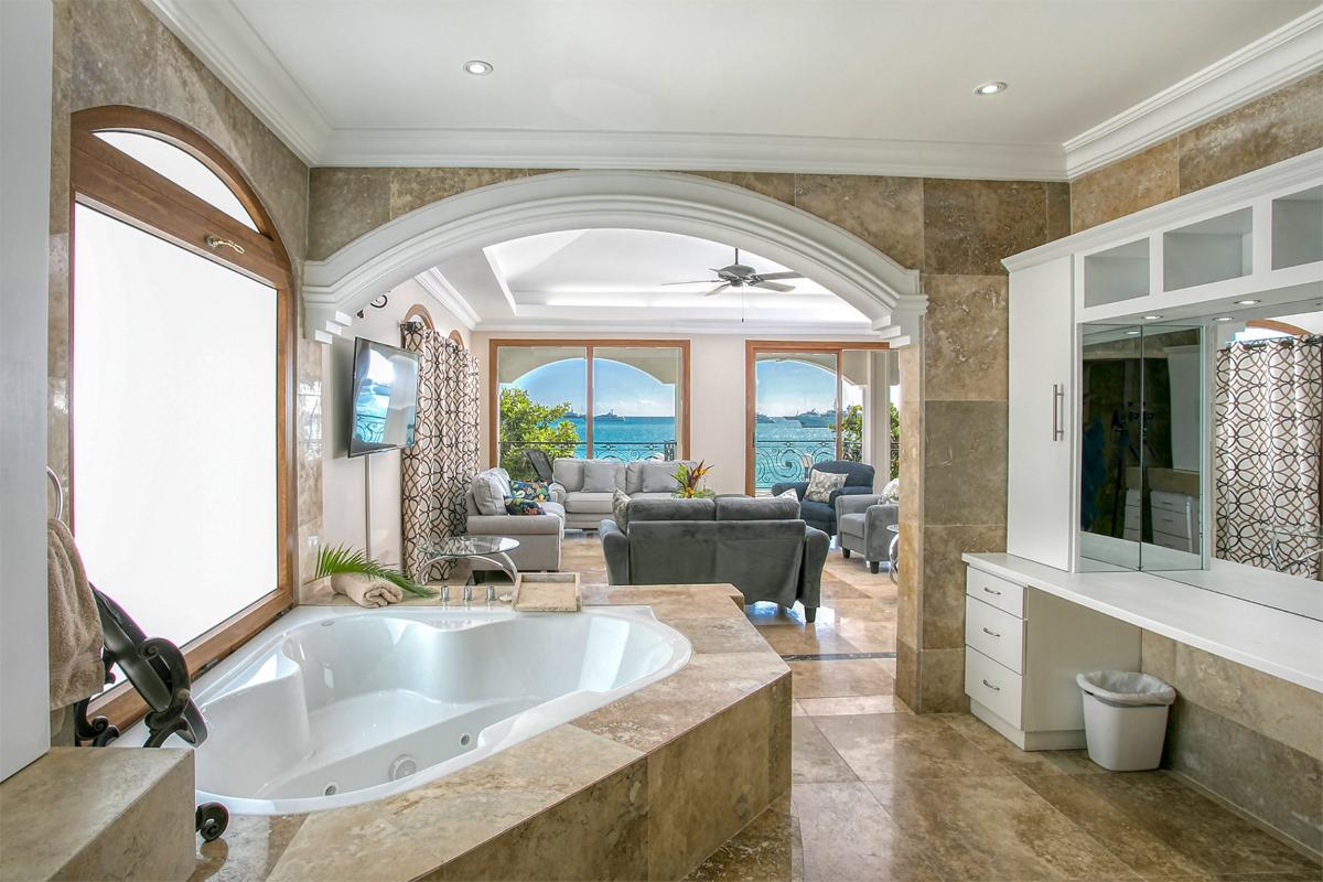 Villa rental St Martin - Bathroom 1